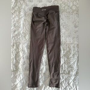 Authentic DFYNE workout leggings